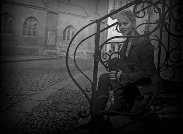 Als polyphasischer Schläfer ist man in der Nacht aktiv: Wenn man nicht viel Platz für nächtliche Aktivitäten hat, kann man sich in der Stille und der Dunkelheit üben.